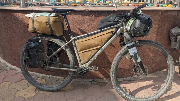 A photo of the Free Rack Top Bag Sewing Guide.